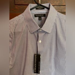 Banana Republic non-iron slim fit blue/gray checkered dress shirt small